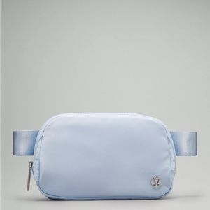 lululemon blue belt bag 1L smaller one